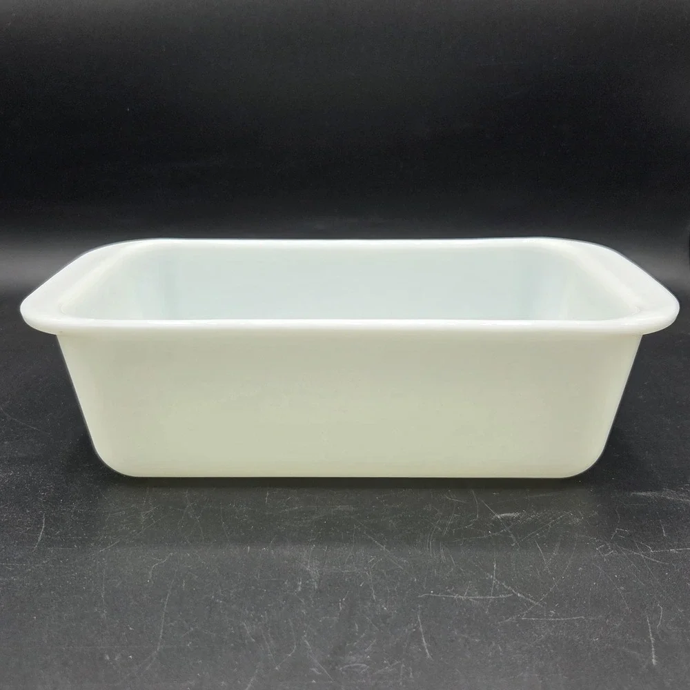 VTG Pyrex Opal White Milk Glass Loaf Pan #213 1.5 Qt.